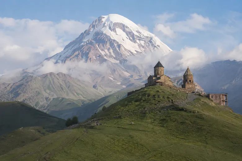 Фотореалистичная иллюстрация направления: Грузия